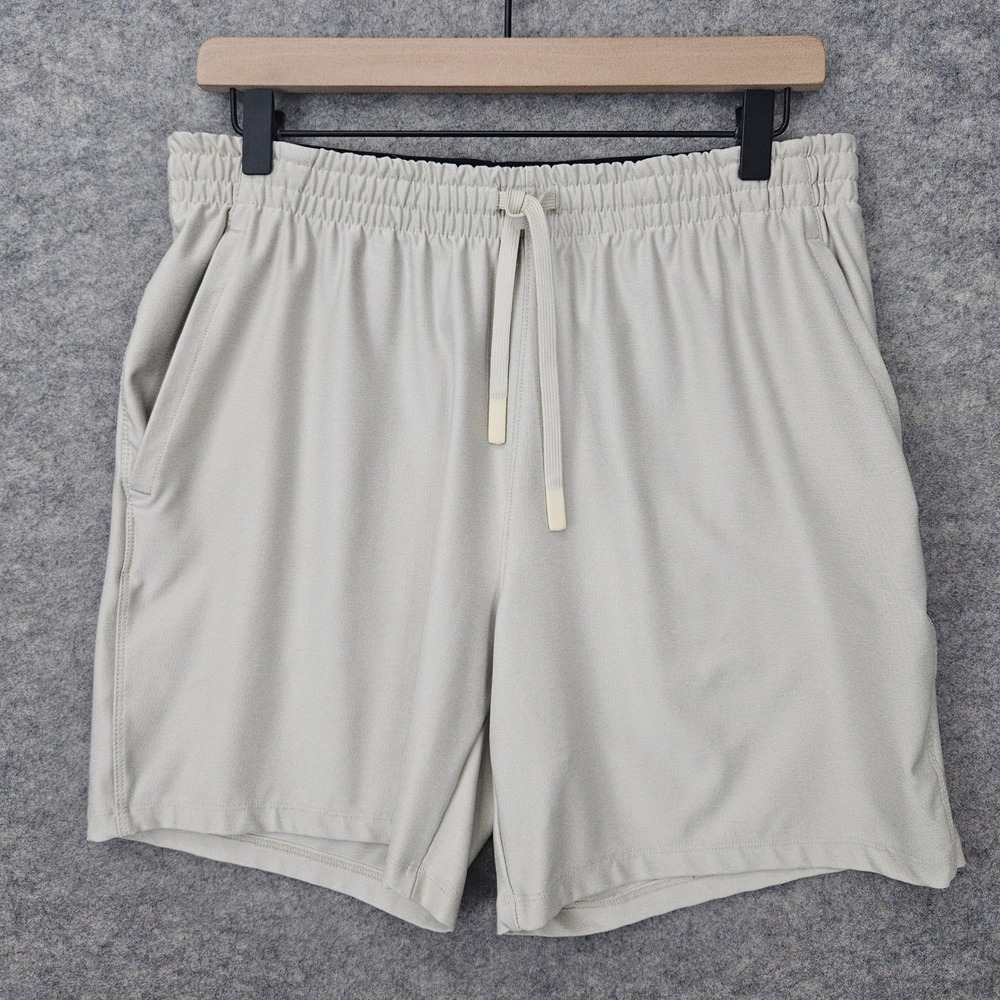 The Gap Active Shorts Men's Beige Size Medium Performance Stretch Zipper Pocket